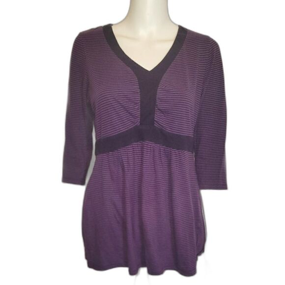 Oh Baby by Motherhood Soft Striped Top - Size M - Picture 1 of 11